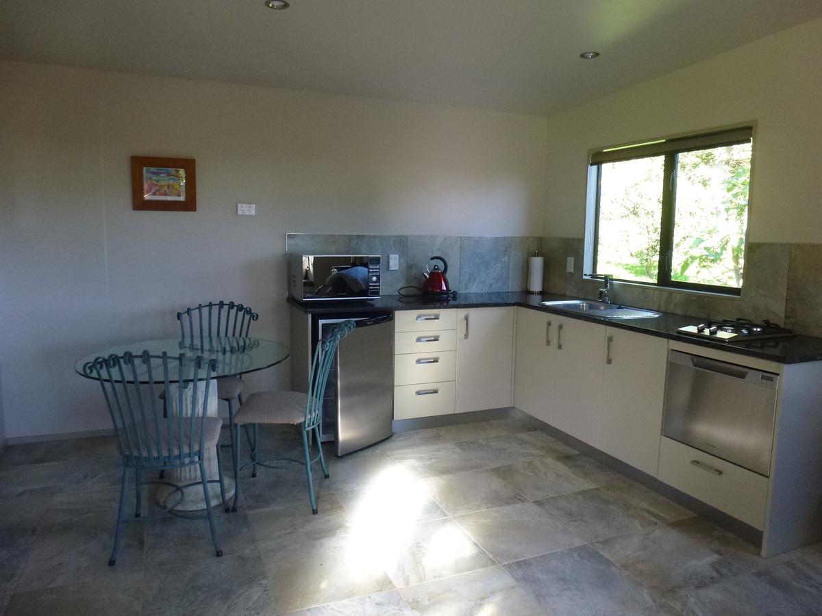 Idyllic Country Garden Guest House Manakau Exterior foto
